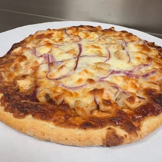 14" BBQ Chicken Pizza