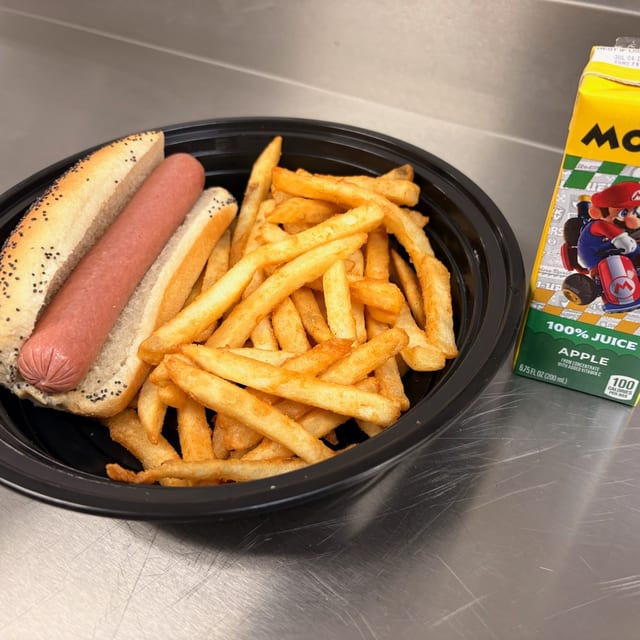 K: Hot Dog.