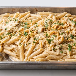 C: Pasta Alfredo Sauce Penne Tray