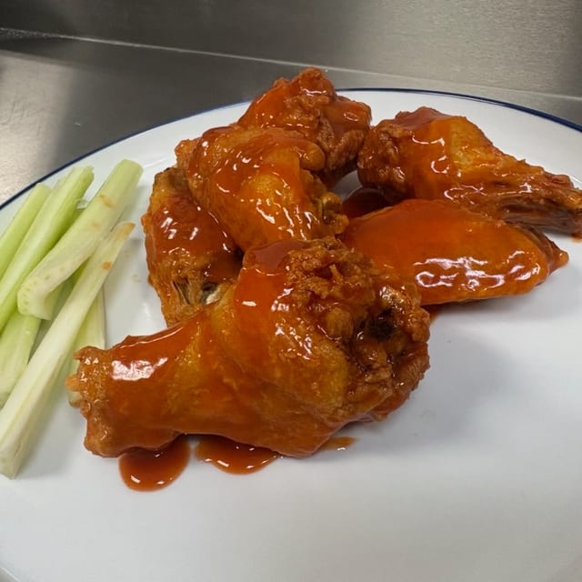 Traditional Wings (12).